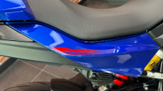 BMW F900 R (25MY)